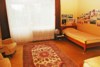Freistehendes Einfamilienhaus mit mögl. barrierefreier Einliegerwohnung - Schlafzimmer 1